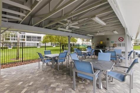2505 Antigua Terrace Coconut Creek FL 33066