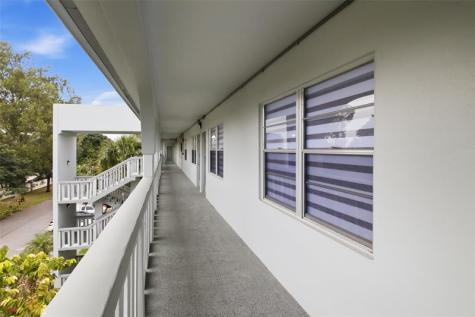 2505 Antigua Terrace Coconut Creek FL 33066