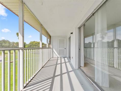5 Vista Palm Lane Vero Beach FL 32962