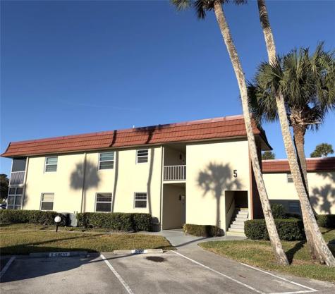 5 Vista Palm Lane Vero Beach FL 32962