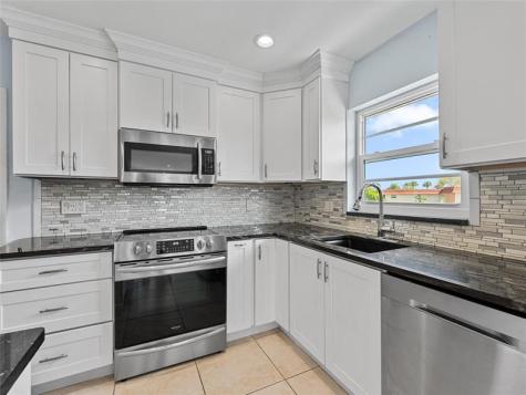 5 Vista Palm Lane Vero Beach FL 32962