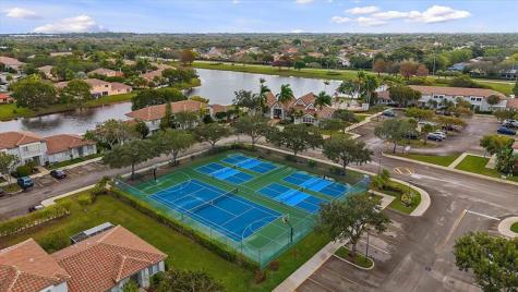 20815 NW 2nd Street Pembroke Pines FL 33029