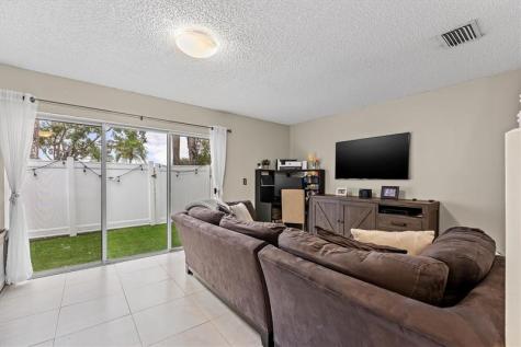 20815 NW 2nd Street Pembroke Pines FL 33029