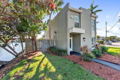 700 Kensington Place Wilton Manors FL 33305