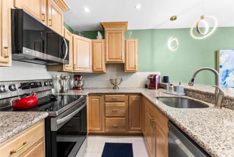 700 Kensington Place Wilton Manors FL 33305