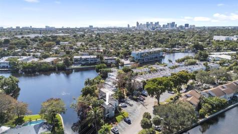 700 Kensington Place Wilton Manors FL 33305