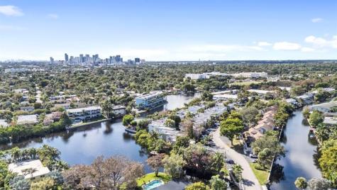 700 Kensington Place Wilton Manors FL 33305