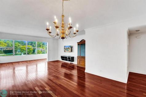 818 SE 4th Street Fort Lauderdale FL 33301