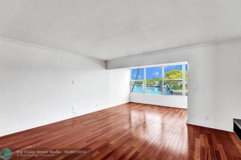 818 SE 4th Street Fort Lauderdale FL 33301
