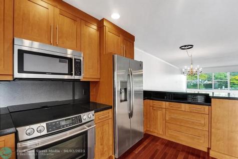 818 SE 4th Street Fort Lauderdale FL 33301