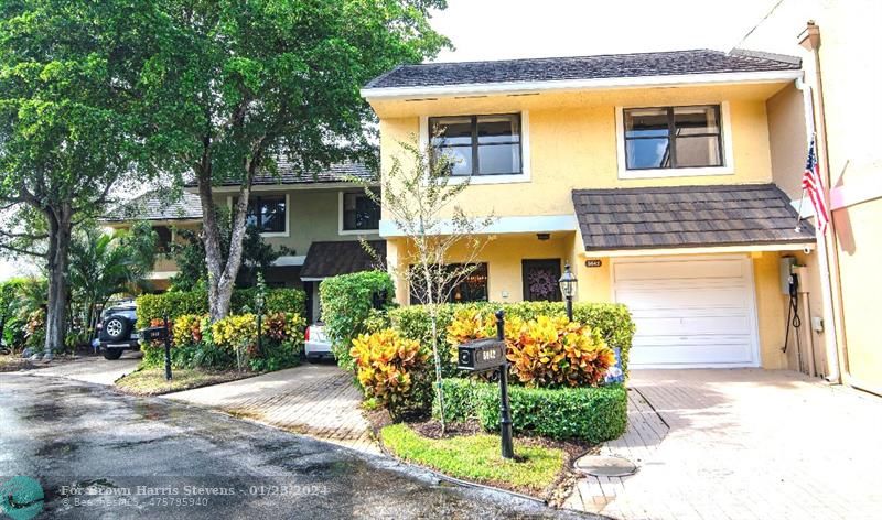 Boca Raton FL, 5642 Santiago Circle, Unit G