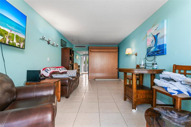 2508 Bay Drive Pompano Beach FL 33062