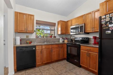 7917 NW 62nd Court Tamarac FL 33321