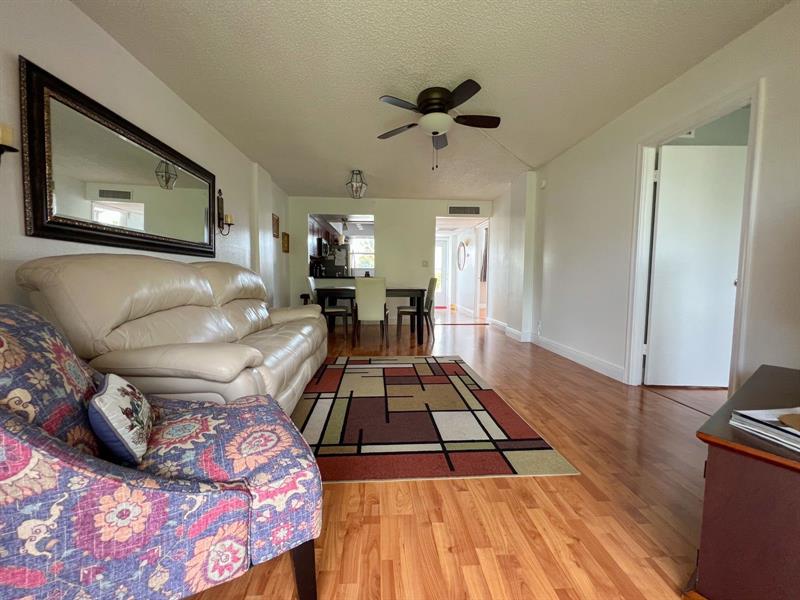 113 Royal Park Drive Oakland Park FL 33309