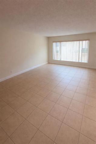 7910 Taft Street Pembroke Pines FL 33024