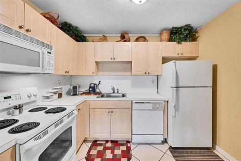 760 SE 2nd Avenue Deerfield Beach FL 33441