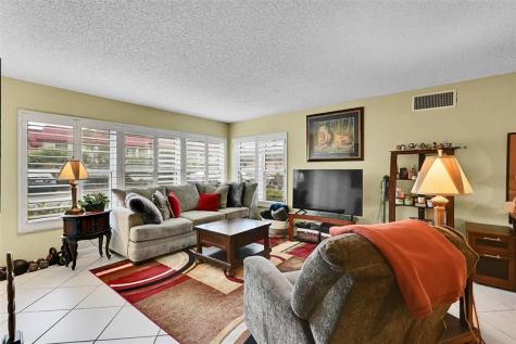 760 SE 2nd Avenue Deerfield Beach FL 33441