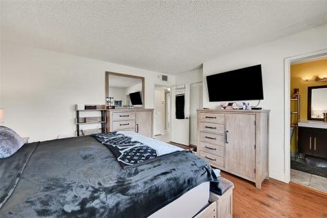 760 SE 2nd Avenue Deerfield Beach FL 33441