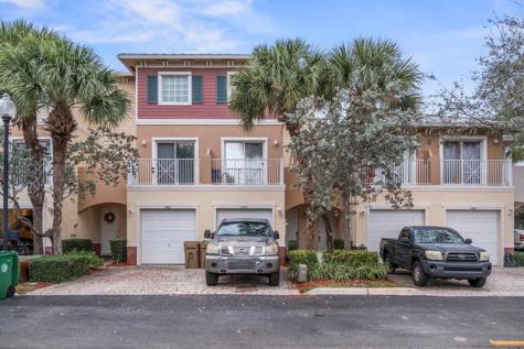 4609 SW 75th Way Davie FL 33314