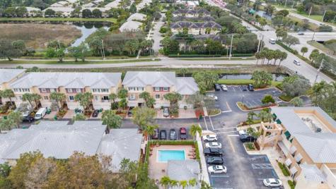 4609 SW 75th Way Davie FL 33314