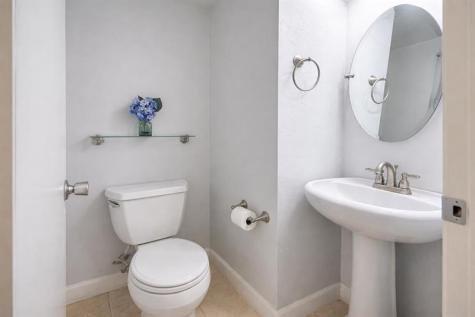 5300 NE 24th Terrace Fort Lauderdale FL 33308