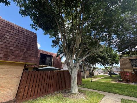 294 Arabian Road Palm Springs FL 33461