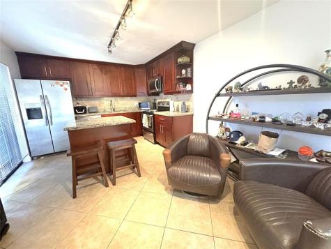 294 Arabian Road Palm Springs FL 33461