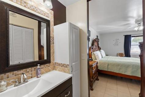 6080 NW 3rd Street Margate FL 33063