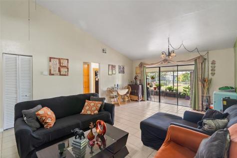 6080 NW 3rd Street Margate FL 33063