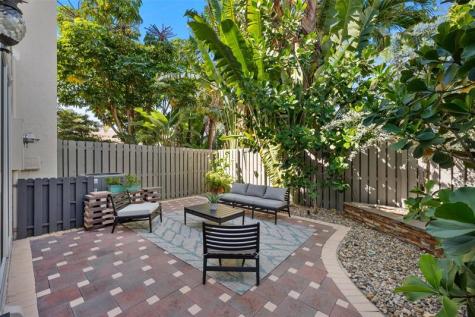 1744 NE 9th Street Fort Lauderdale FL 33304