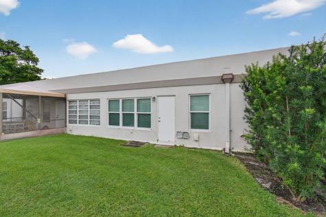 19000 Stewart Circle Boca Raton FL 33496