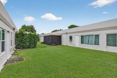 19000 Stewart Circle Boca Raton FL 33496