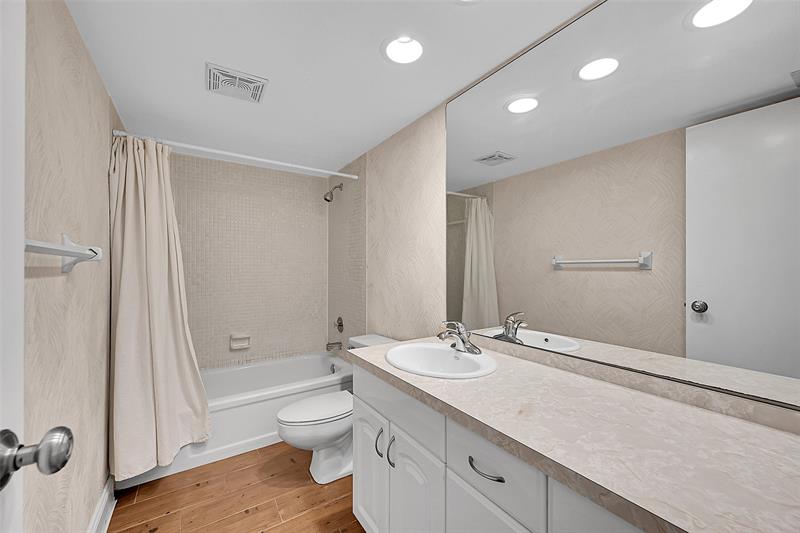 428 NW 70th Avenue Plantation FL 33317