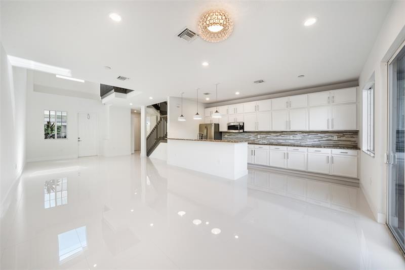 131 SE 7th Avenue Pompano Beach FL 33060