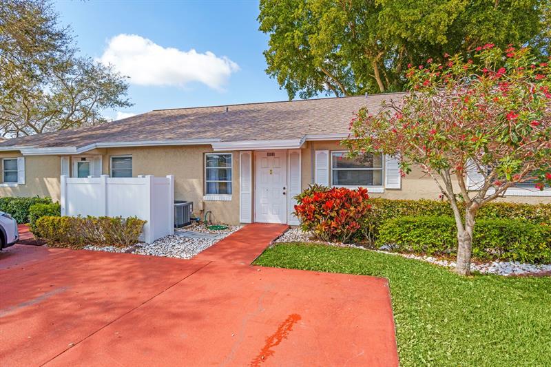 18801 Candlewick Drive Boca Raton FL 33496