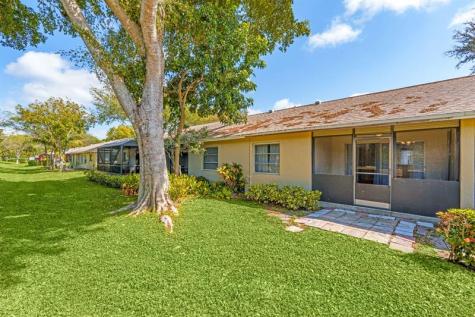 18801 Candlewick Drive Boca Raton FL 33496