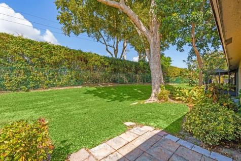 18801 Candlewick Drive Boca Raton FL 33496