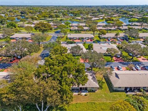 18801 Candlewick Drive Boca Raton FL 33496