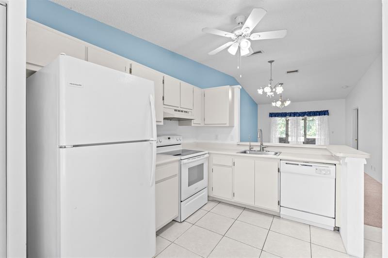 18801 Candlewick Drive Boca Raton FL 33496