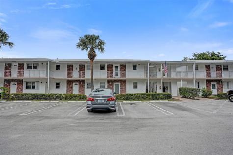 2475 W Golf Boulevard Pompano Beach FL 33064
