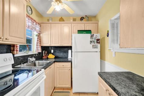 2475 W Golf Boulevard Pompano Beach FL 33064