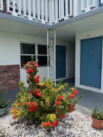 1351 N 12th Court Hollywood FL 33019