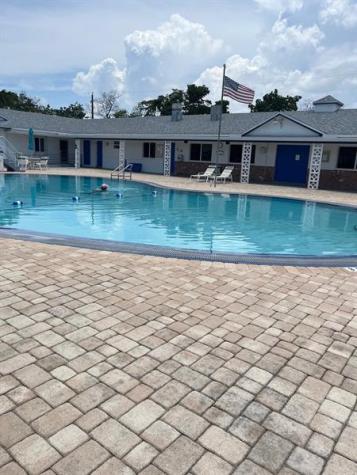 1351 N 12th Court Hollywood FL 33019