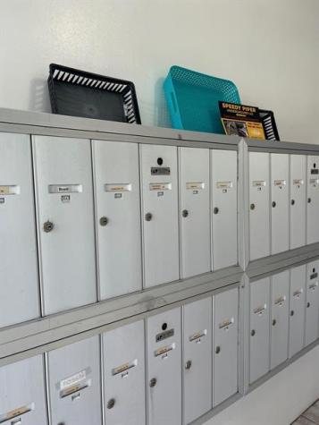 1351 N 12th Court Hollywood FL 33019