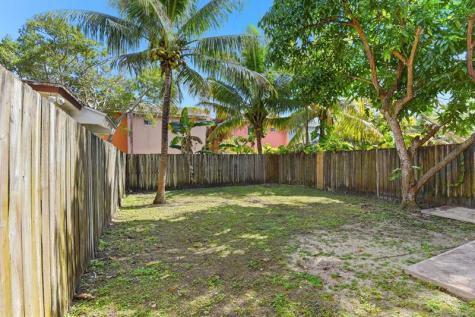 885 SW 6th Court Homestead FL 33034