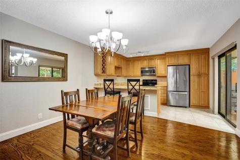 2070 SW 90th Avenue Davie FL 33324