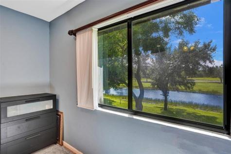 2070 SW 90th Avenue Davie FL 33324