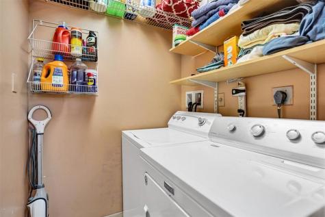 2070 SW 90th Avenue Davie FL 33324