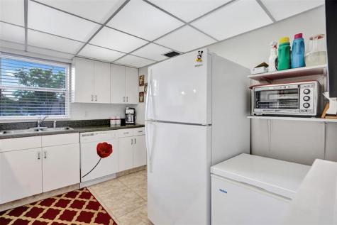 10467 Sunrise Lakes Boulevard Sunrise FL 33322