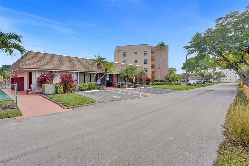 10467 Sunrise Lakes Boulevard Sunrise FL 33322